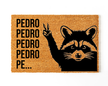 Cargar imagen en el visor de la galería, Felpudo Personalizado Fibra de Coco Pedro Pedro Pedro