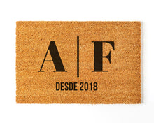 Charger l'image dans la galerie, Paillasson Personnalisé en fibre de coco avec pantoufles Famille 3